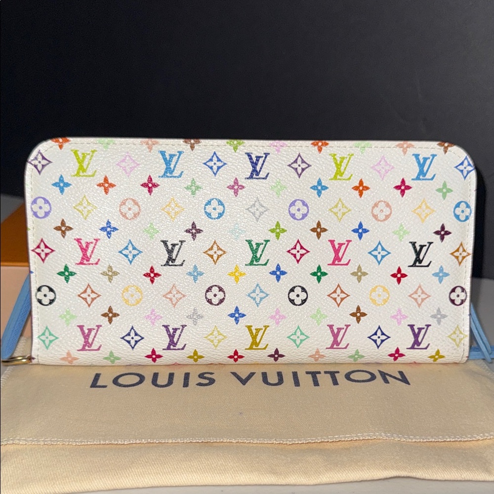 RARE Louis Vuitton White Multicolor Monogram Wallet NEVER USED SKY BLUE MURAKAMI